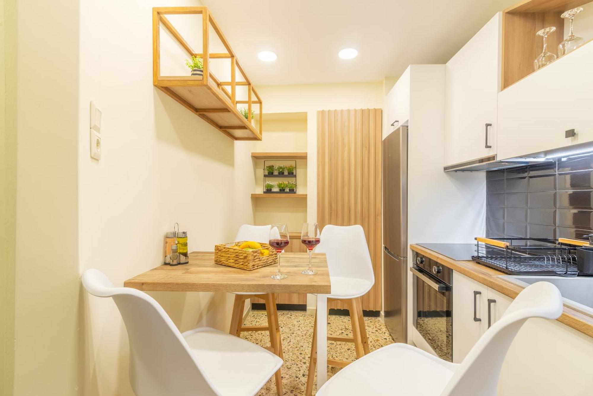 New Renovated Apt In City Center Ираклион Экстерьер фото