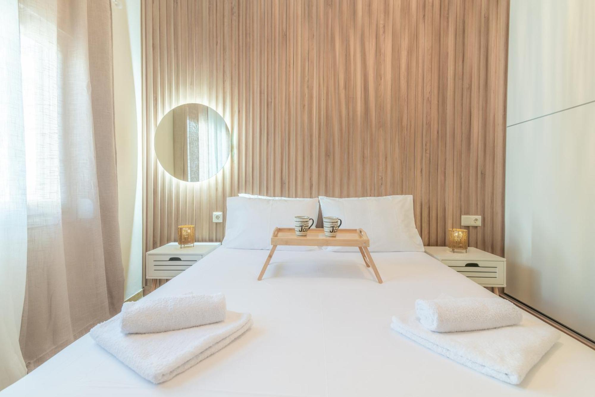 New Renovated Apt In City Center Ираклион Экстерьер фото