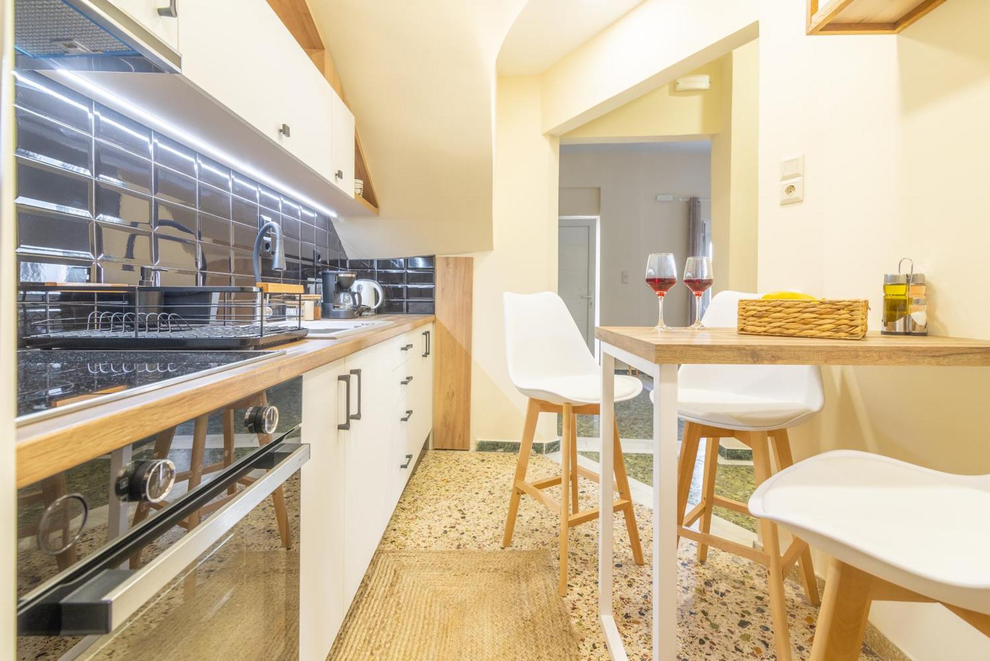 New Renovated Apt In City Center Ираклион Экстерьер фото